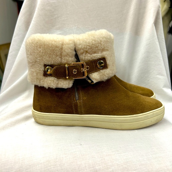 Burberry suede and fleece booties, EU 37.5 - Picture 2 of 12